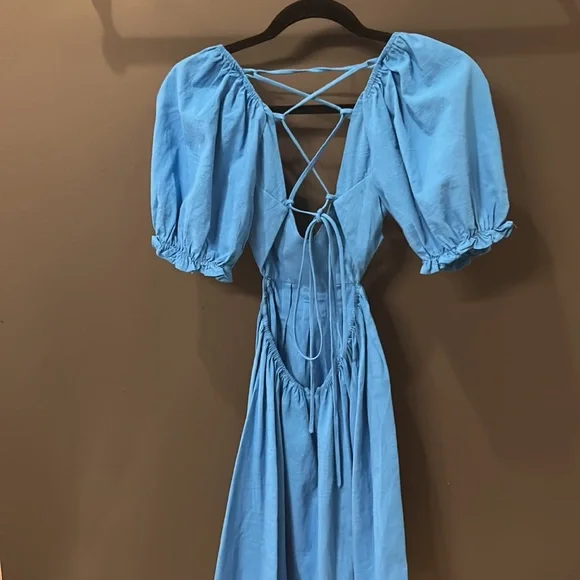 mable boutique brand size small dress with open back that ties - Picture 2 of 2